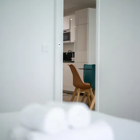 Port Garavan Calme, Piscine, Rénové, Parking